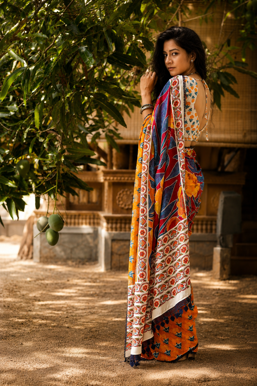 BEETI BAATEIN - Crepe Saree with Blouse