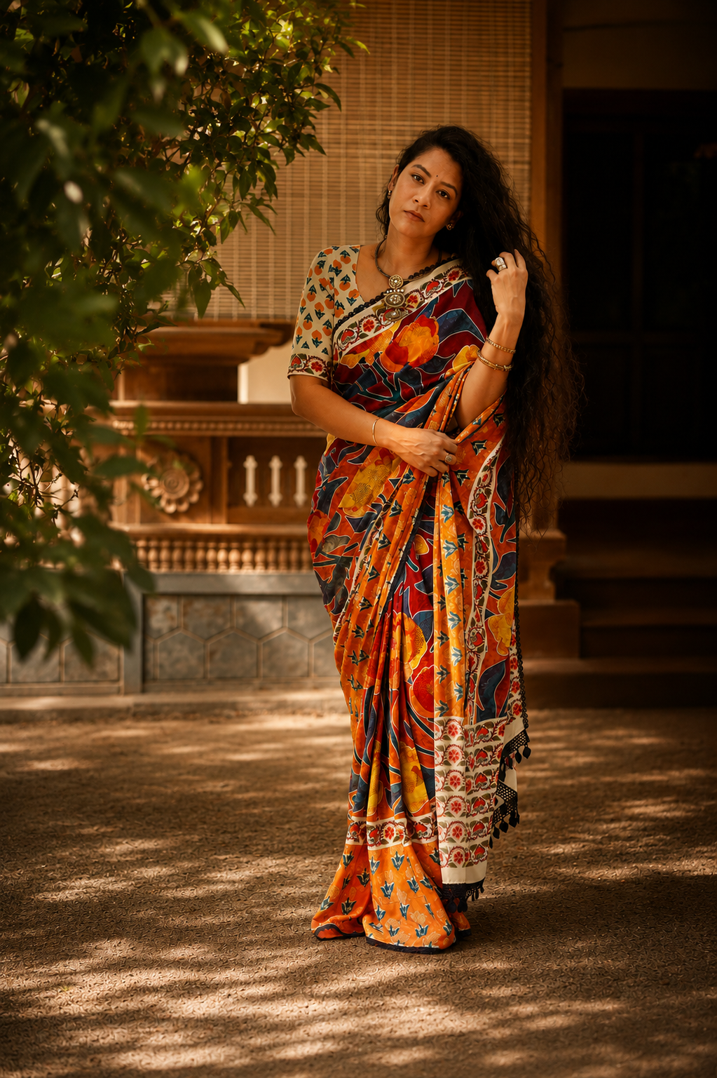 BEETI BAATEIN - Crepe Saree with Blouse